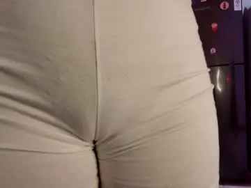 Chaturbate Live Sex Cam of barbie20_