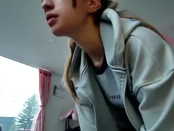 Chaturbate Adult Webcam of barbie20_