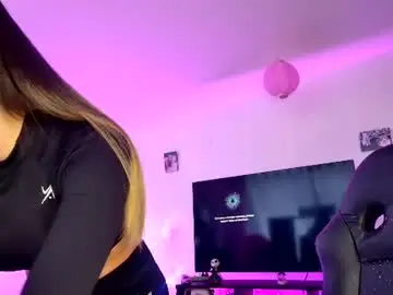 Chaturbate Watch Live Sex Cams of barbie20_