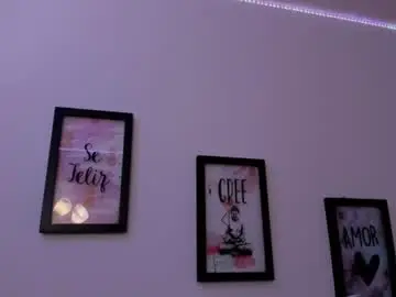 Chaturbate Sex Cam of d___darling
