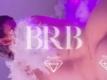 Chaturbate Live Sex Cam of diamond_piarce