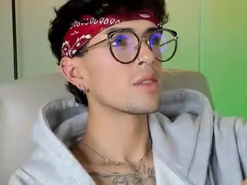 Chaturbate Best live sex cam show of erisleon