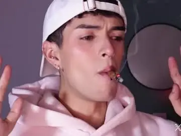 Chaturbate Best live sex cam show of erisleon