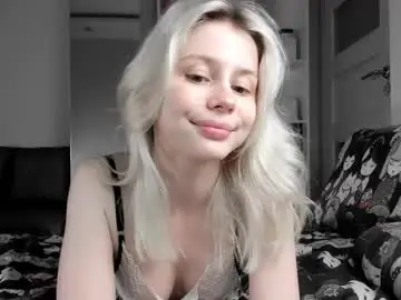 Chaturbate Free Live Porn of hi_popsy