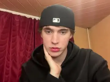 Chaturbate Live Porn of kevin_martin8