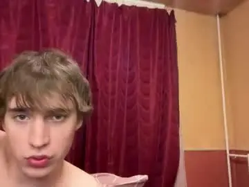 Chaturbate Live Sex Cam of kevin_martin8