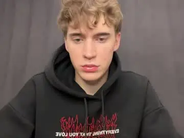 Chaturbate Best live sex cam show of kevin_martin8