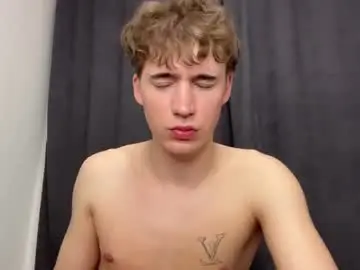 Chaturbate Live Sex of kevin_martin8