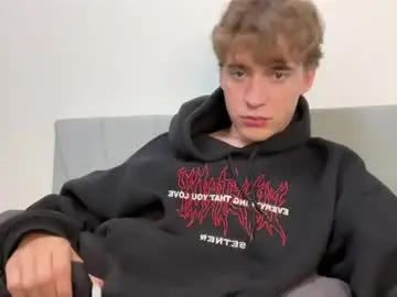 Chaturbate Free Porn Cam of kevin_martin8