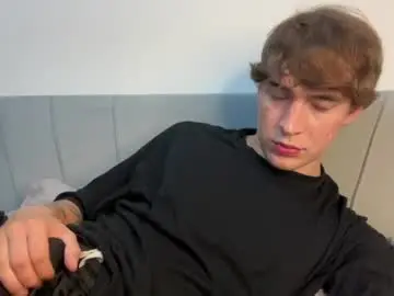 Chaturbate Free Porn Cam of kevin_martin8