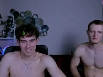 Chaturbate Live Sex Cam of mike_crist