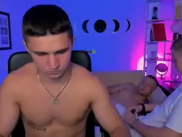 Chaturbate Watch Live Sex Cams of mike_crist