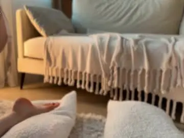 Chaturbate Best live sex cam show of alis_molli