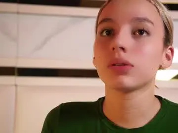 Chaturbate Nude Webcam of ambar_rosse25