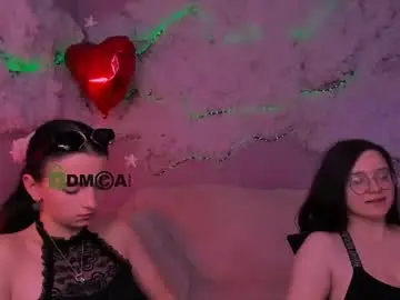 Chaturbate Best live sex cam show of caroline_honeyy