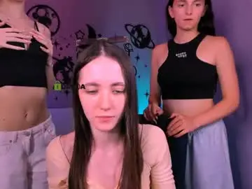 Chaturbate Best live sex cam show of caroline_honeyy