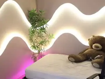 Chaturbate Best live sex cam show of emma_lirys