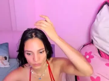 Chaturbate Free Porn Cam of katiuska_doll_squirt