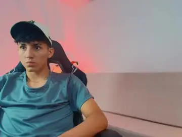 Chaturbate Best live sex cam show of valentino_rey