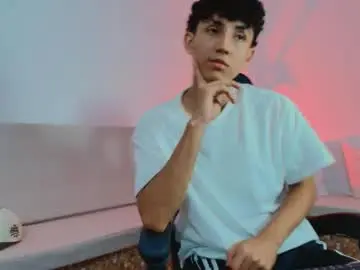 Chaturbate Live Porn of valentino_rey