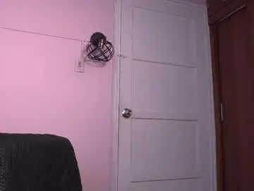 Chaturbate Free Porn Cam of yahaira_26