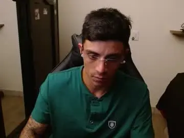 Chaturbate Live Sex Cam of _schnnneider_