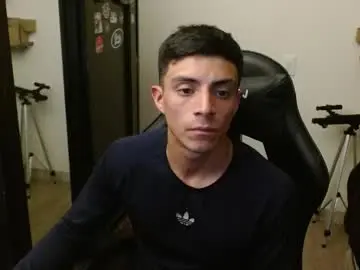 Chaturbate Free Porn Cam of _schnnneider_