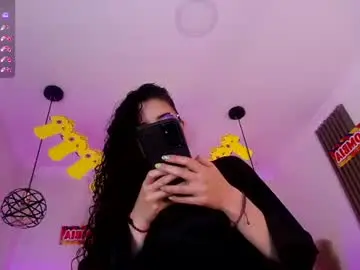 Chaturbate Adult Webcam of amara_davis1
