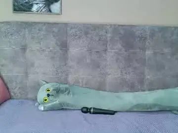 Chaturbate Live Porn of curvy_dynamite