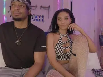 Chaturbate Live Porn of lavahmoon