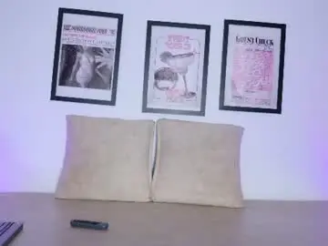 Chaturbate Nude Webcam of luciana_peach