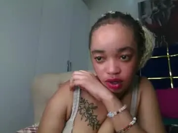 Chaturbate Best live sex cam show of sexymel022