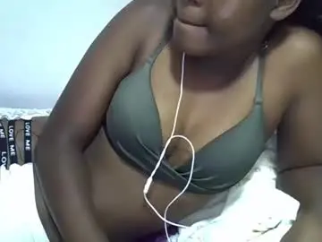 Chaturbate Live Sex Cam of sweet_aggy