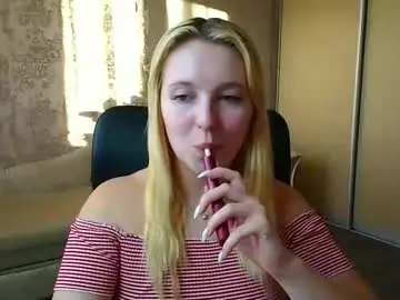 Chaturbate Live Sex Cam of _mila_la_