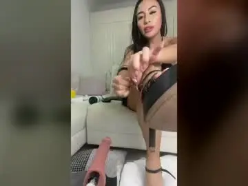 Chaturbate Sex Cam of miafisher_