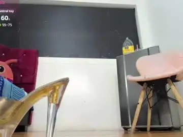 Chaturbate Best live sex cam show of riannagarcia_