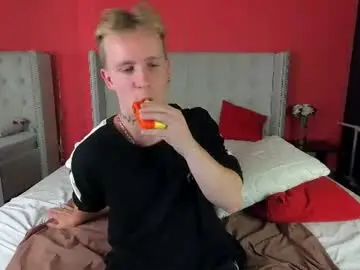Chaturbate Free Porn Cam of sweetboyalexx