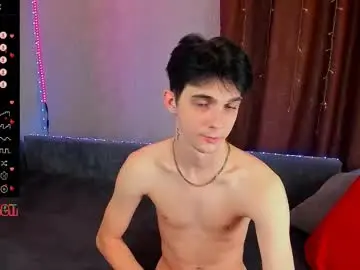 Chaturbate Sex Cam of aaron_bang