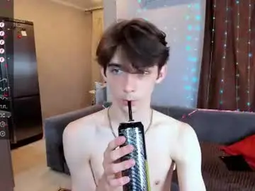 Chaturbate Live Porn of aaron_bang