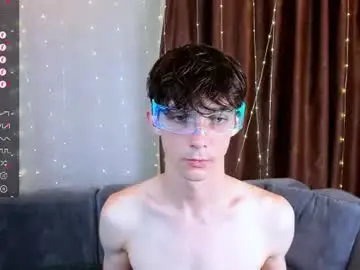 Chaturbate Live Porn of aaron_bang