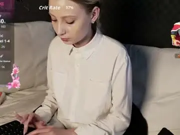 Chaturbate Free Porn Cam of fluffy_cloude