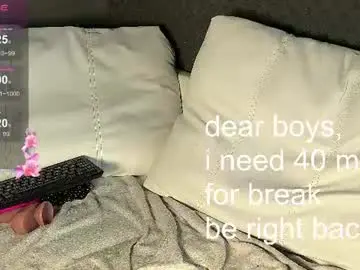 Chaturbate Sex Chat of fluffy_cloude