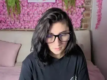 Chaturbate Nude Webcam of mariagh_