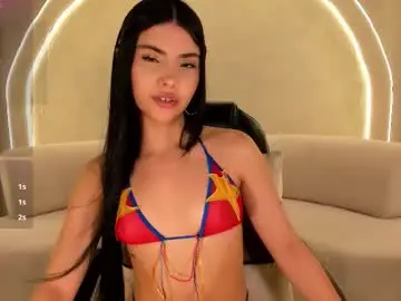 Chaturbate Live Sex Cam of mialaurence_