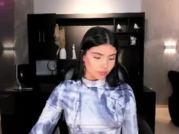 Chaturbate Sex Cam of mialaurence_
