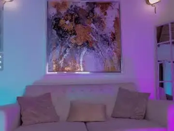 Chaturbate Watch Live Sex Cams of mialaurence_