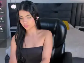 Chaturbate Adult Video Chat of mialaurence_