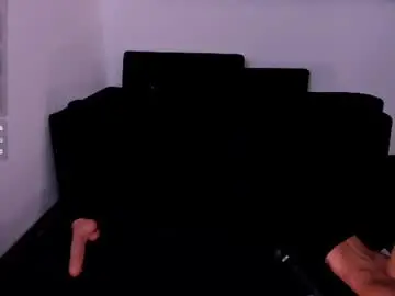 Chaturbate Best live sex cam show of mialaurence_
