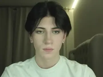 Chaturbate Live Porn of oliver_star_boy