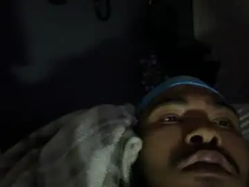 Chaturbate Live Sex of yourpoppaa